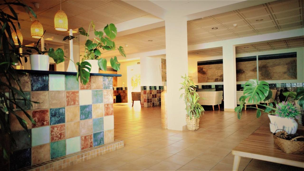 Hotel Ayamontino Punta Umbría Exterior photo